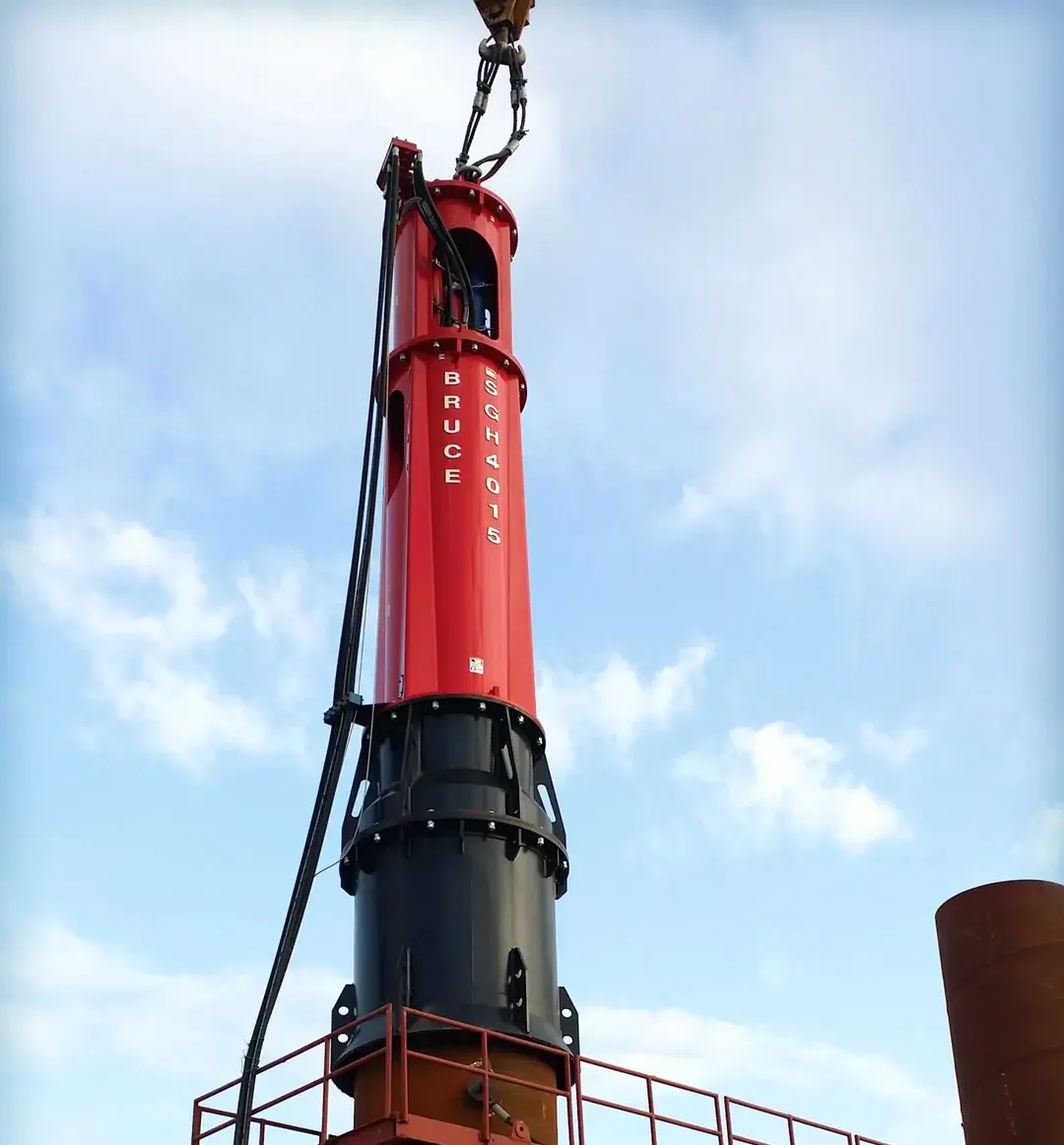 Piling Hammer - BRUCE Casing Pile Hammer