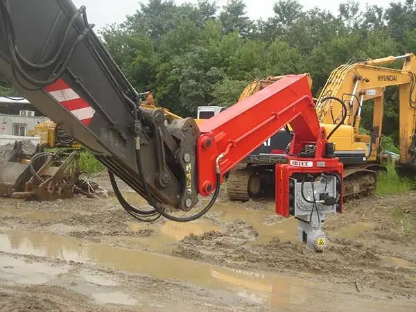 Vibratory Hammer for sheet pile driving