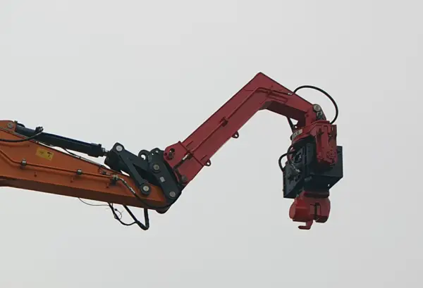 Bruce excavator mounted vibro-sgv-60T-vibro-hammer